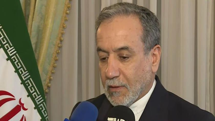 Iranpress: عراقجي: مفاوضاتنا مع أميركا تقتصر على الملف النووي فقط + فيديو