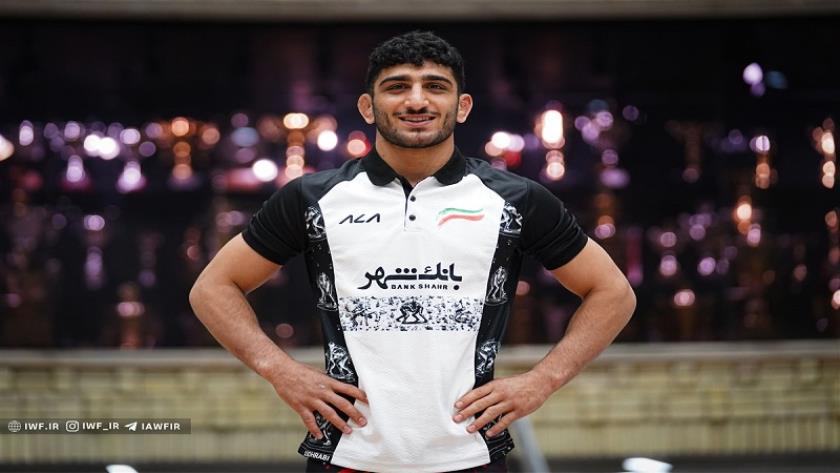 Iranpress: الإيراني دانيال سهرابي يحصد ذهبية بطولة الاتحاد التصنيفية للمصارعة 