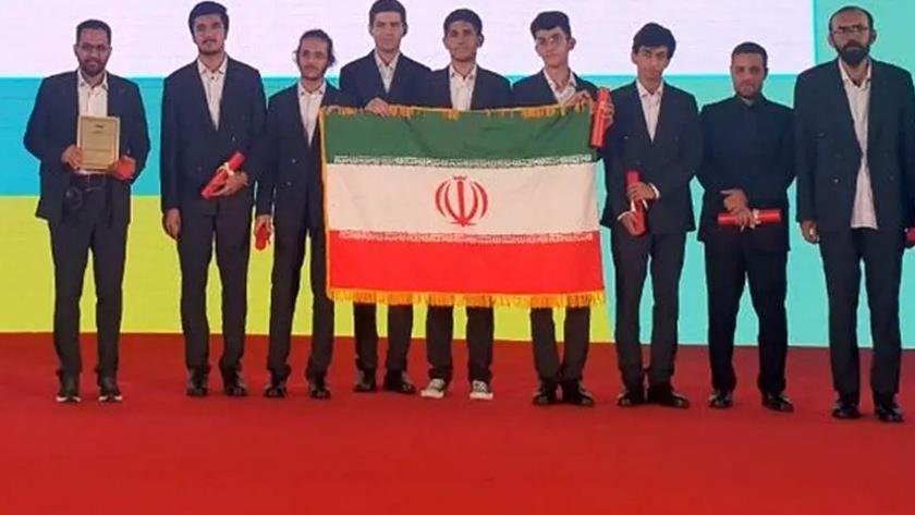 Iranpress: إيران تحتل المركز الثاني عالميًا في الأولمبياد العالمي للرياضيات 2025 بأستراليا