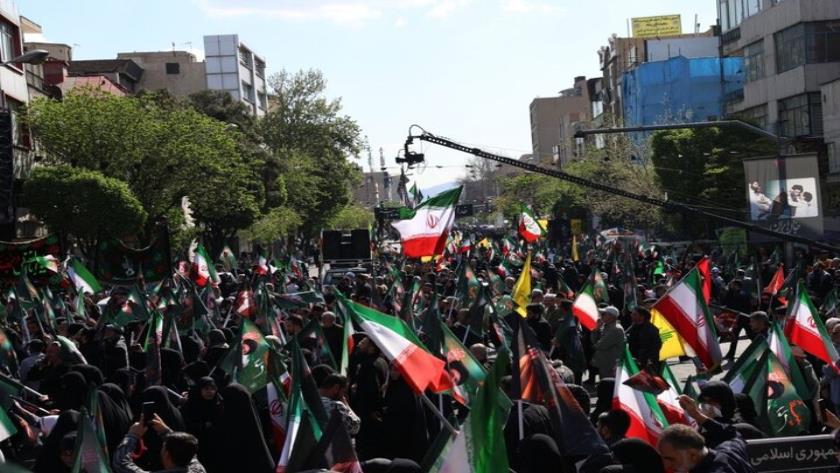 Iranpress: مراسم أربعينية قائد الثورة الشهيد، آية الله السيد علي خامنئي (رحمه الله) + فيديو