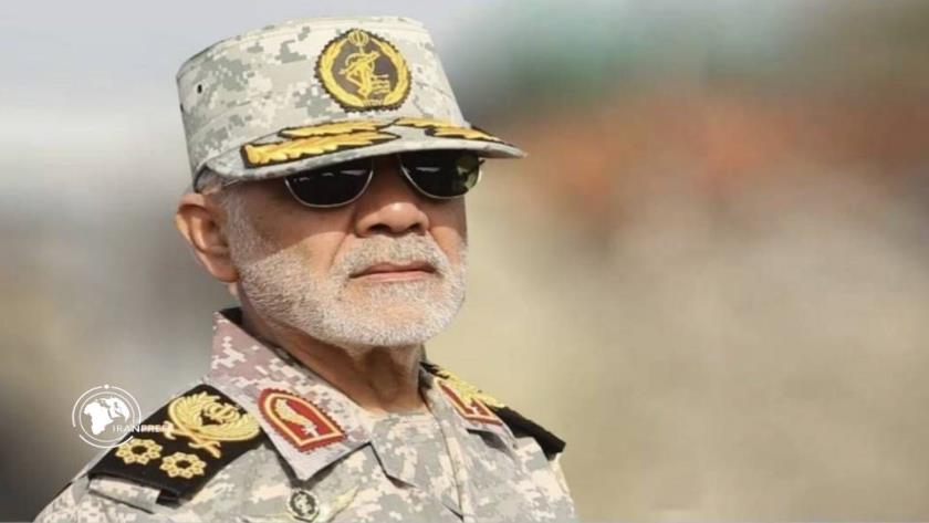 Iranpress: اللواء عبد اللهي: الجيش الباسل يدافع عن إيران حتى النهاية